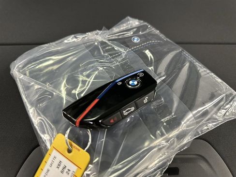 Used 2024 BMW X6 M60i w/ Dynamic Handling Package AWD/4WD image 55