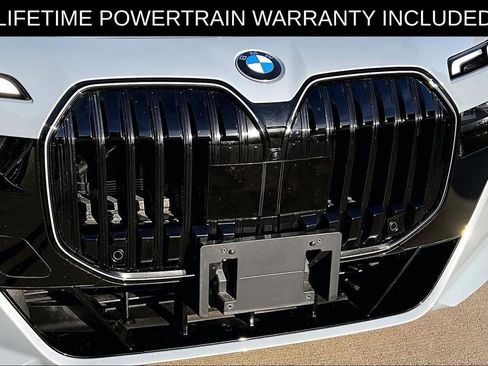 Used 2025 BMW 740i xDrive image 36