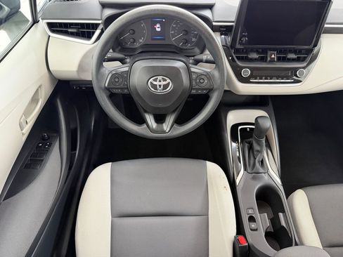 Used 2025 Toyota Corolla LE FWD image 26