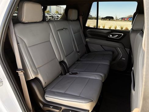 Certified 2021 GMC Yukon SLT image 31