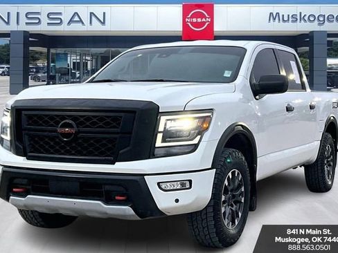 Used 2022 Nissan Titan PRO-4X w/ Pro-4x Utility Package image 3