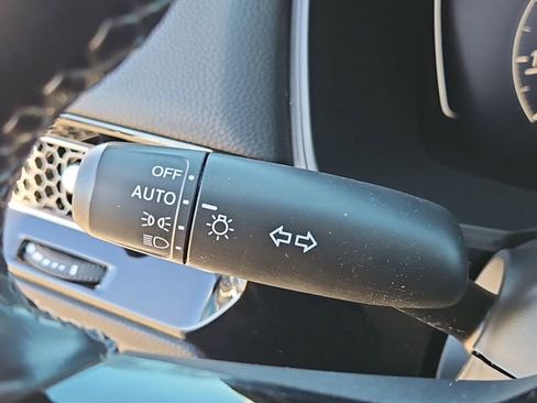 Used 2022 Honda Civic EX image 21