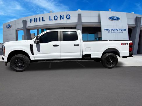 Used 2023 Ford F250 XL w/ STX Appearance Package AWD/4WD image 2