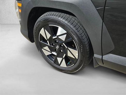 Certified 2025 Hyundai Kona SEL image 23