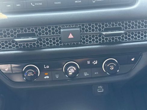 Used 2023 Honda HR-V Sport image 9