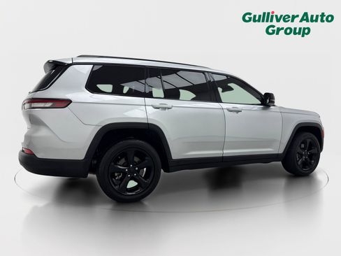 Used 2021 Jeep Grand Cherokee L Laredo RWD image 9