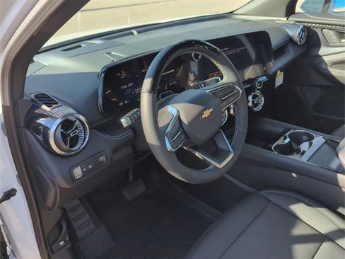 New 2025 Chevrolet Blazer EV LT w/ Super Cruise Package image 10