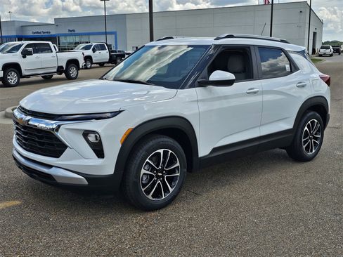 New 2026 Chevrolet TrailBlazer LT w/ Convenience Package image 7