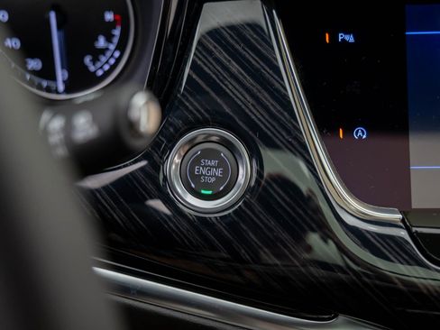 New 2025 Cadillac XT6 Premium Luxury image 20