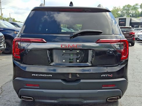 Used 2023 GMC Acadia AT4 w/ Technology Package AWD/4WD image 5