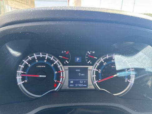 Used 2018 Toyota 4Runner SR5 image 2