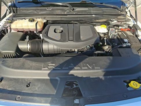 Used 2025 RAM 1500 Big Horn AWD/4WD image 31