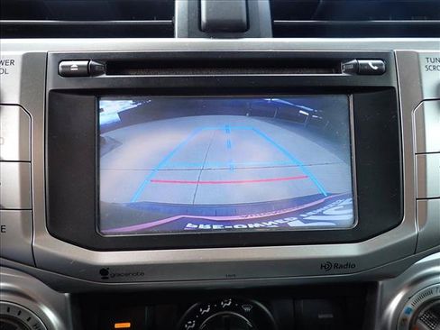 Used 2015 Toyota 4Runner SR5 AWD/4WD image 25