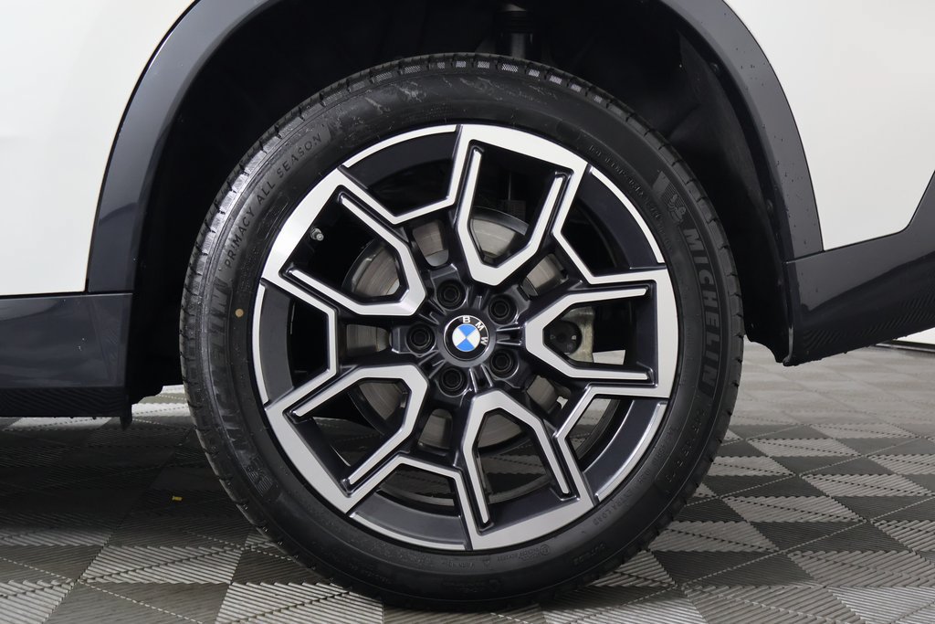 Certified 2026 BMW X1 xDrive28i w/ Convenience Package AWD/4WD image 16