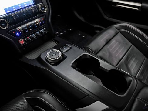 Used 2022 Ford Mustang Shelby GT500 w/ Technology Package image 52