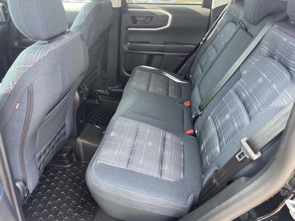 Used 2024 Ford Bronco Sport Heritage w/ Heritage Convenience Package AWD/4WD image 18