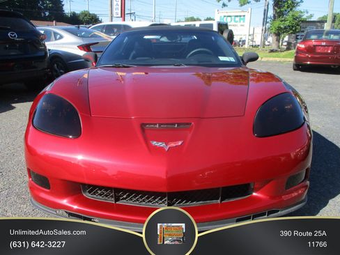 Used 2011 Chevrolet Corvette Grand Sport w/ Preferred Equipment Group RWD image 4