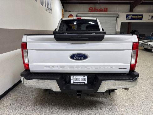 Used 2018 Ford F350 XL image 46