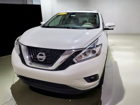 Used 2017 Nissan Murano Platinum image 18