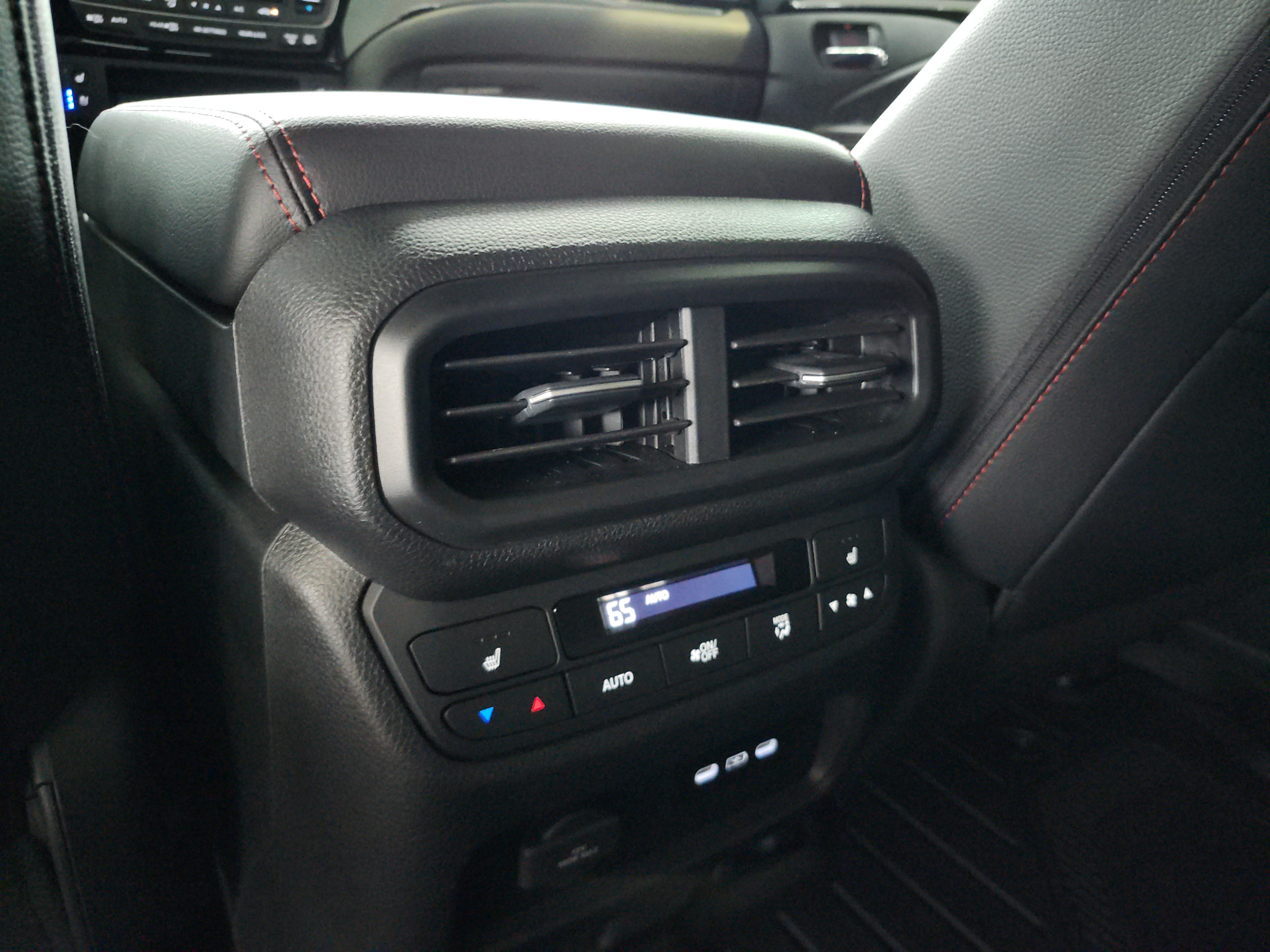 Used 2024 Honda Ridgeline Black Edition image 18