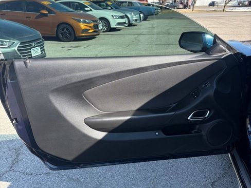 Used 2011 Chevrolet Camaro LT image 10
