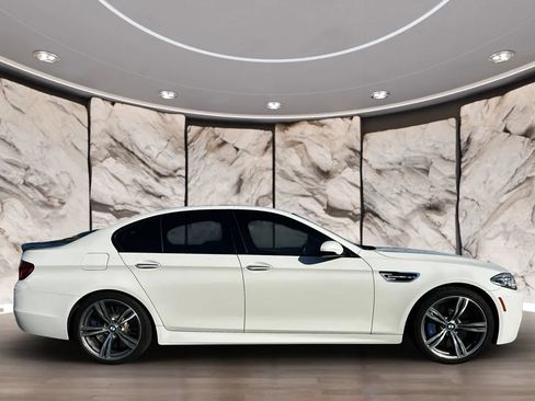 Used 2014 BMW M5 RWD image 6