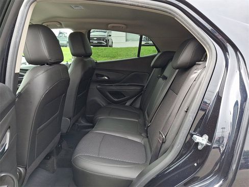 Used 2022 Buick Encore Preferred w/ Safety Package image 11