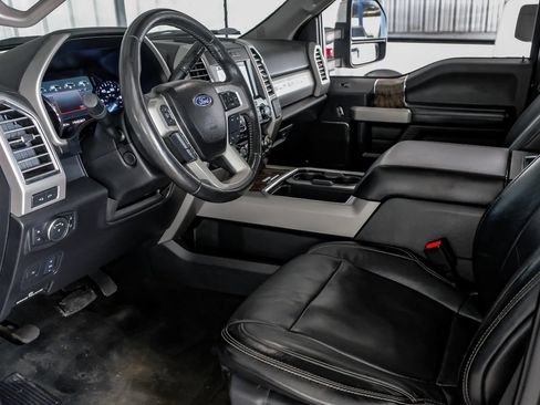 Used 2017 Ford F250 Lariat w/ Lariat Ultimate Package AWD/4WD image 14