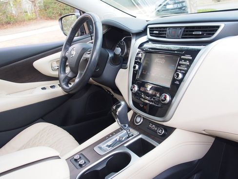 Used 2021 Nissan Murano Platinum w/ Cargo Package image 10