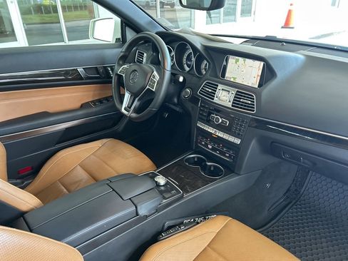 Used 2015 Mercedes-Benz E 550 Cabriolet image 28