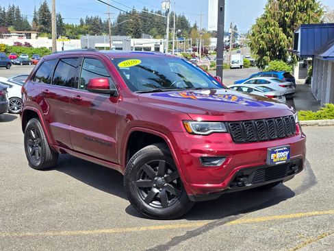 Used 2020 Jeep Grand Cherokee Altitude AWD/4WD image 2