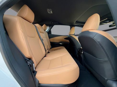 New 2026 Lexus RX 350h AWD/4WD image 17