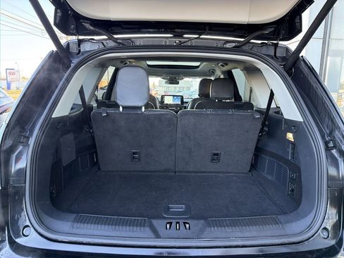 New 2025 Lincoln Aviator AWD w/ Equipment Group 101A image 12