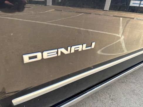 Used 2016 GMC Sierra 1500 Denali w/ Denali Ultimate Package AWD/4WD image 6