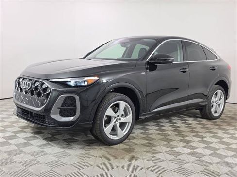 Certified 2025 Audi Q5 Premium Plus AWD/4WD image 3