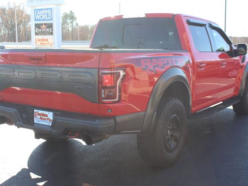 Used 2018 Ford F150 Raptor w/ Equipment Group 802A Luxury image 6