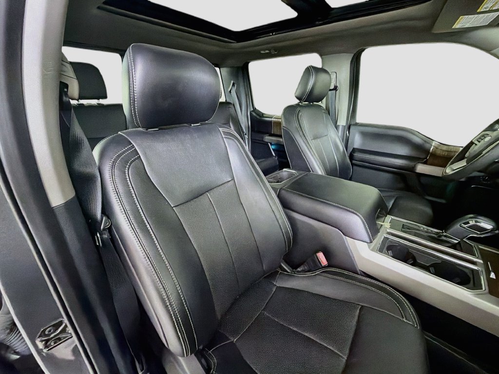 Used 2019 Ford F150 Lariat RWD image 32