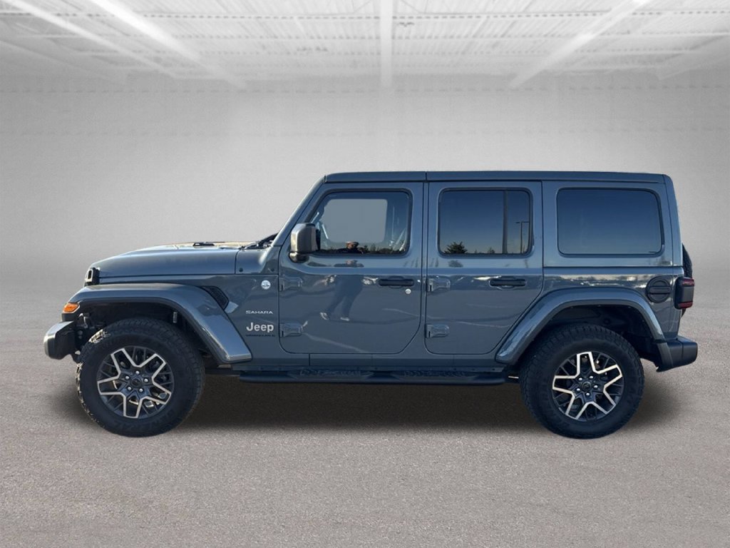 Used 2024 Jeep Wrangler Unlimited Sahara w/ Safety Group AWD/4WD image 4