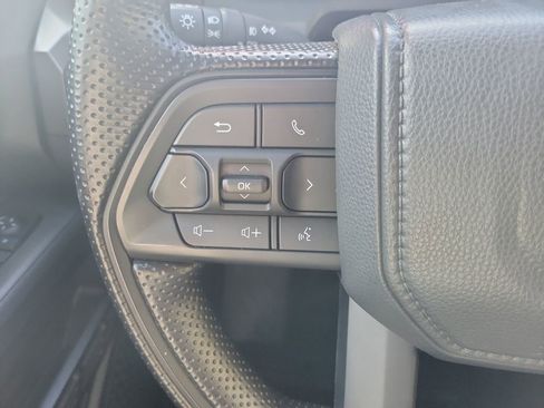 Certified 2025 Toyota Tacoma SR5 image 19