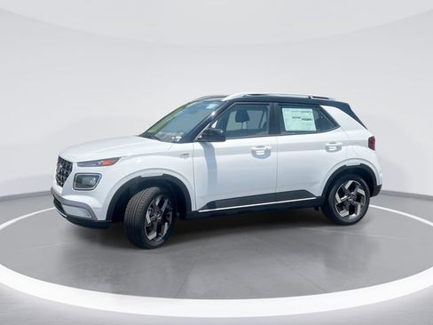 New 2026 Hyundai Venue SEL FWD image 1