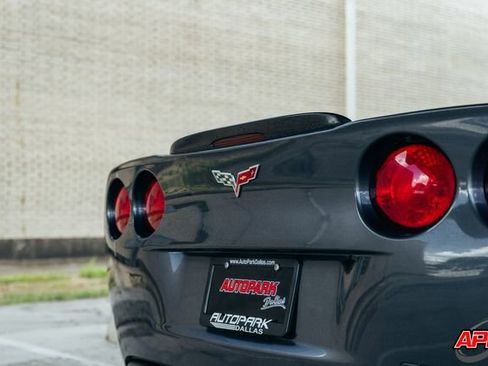 Used 2010 Chevrolet Corvette Grand Sport w/ Preferred Equipment Group image 30