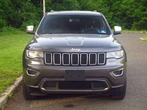 Used 2018 Jeep Grand Cherokee Limited AWD/4WD image 21