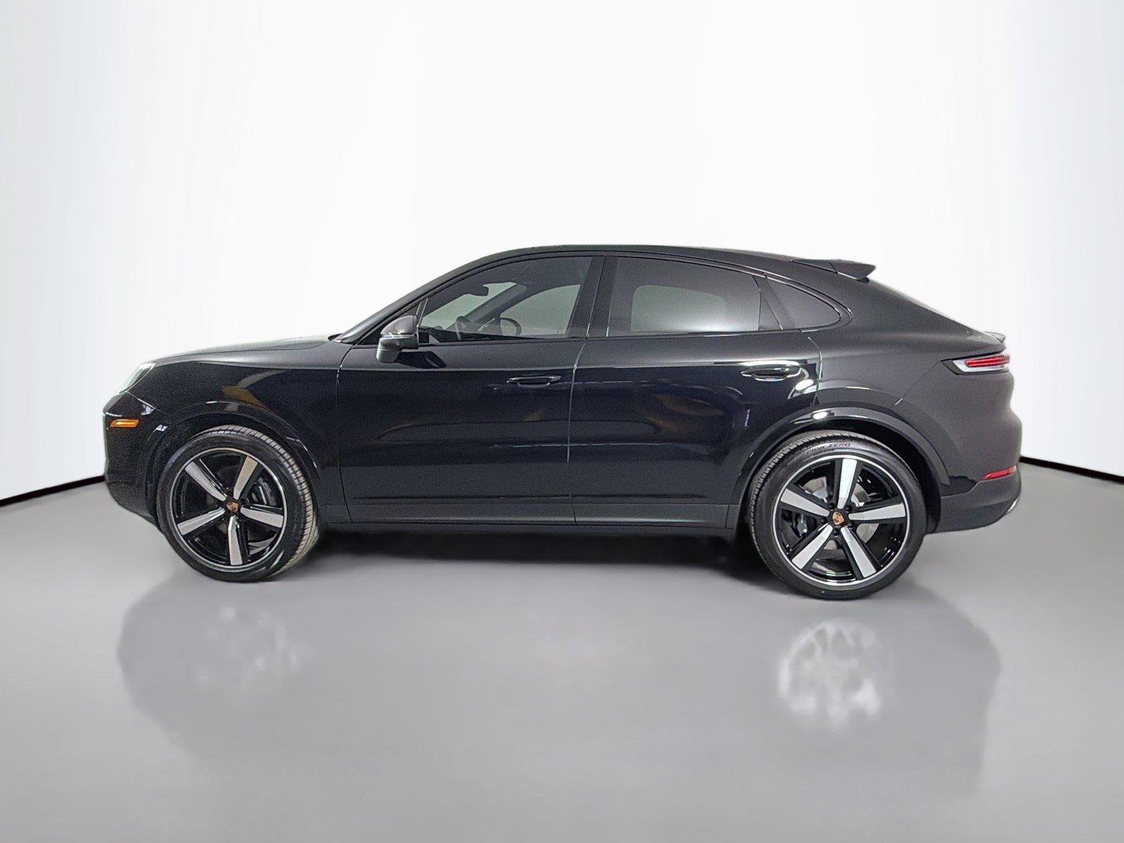 Used 2026 Porsche Cayenne Coupe AWD/4WD image 2