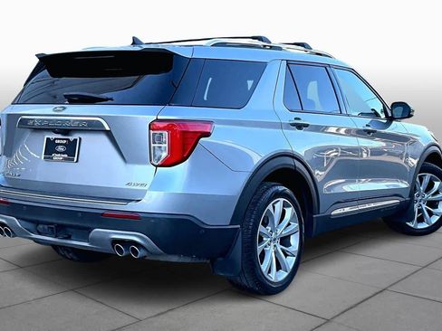Certified 2022 Ford Explorer Platinum w/ Equipment Group 601A image 12