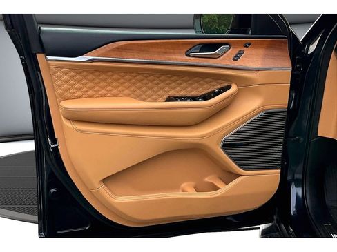 Certified 2024 Jeep Grand Cherokee L Summit AWD/4WD image 21