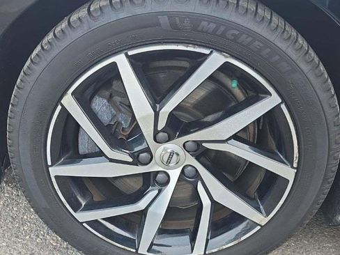 Used 2020 Volvo S60 T6 Momentum image 8