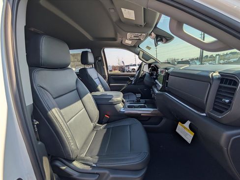 New 2026 Chevrolet Silverado 1500 RST AWD/4WD image 8