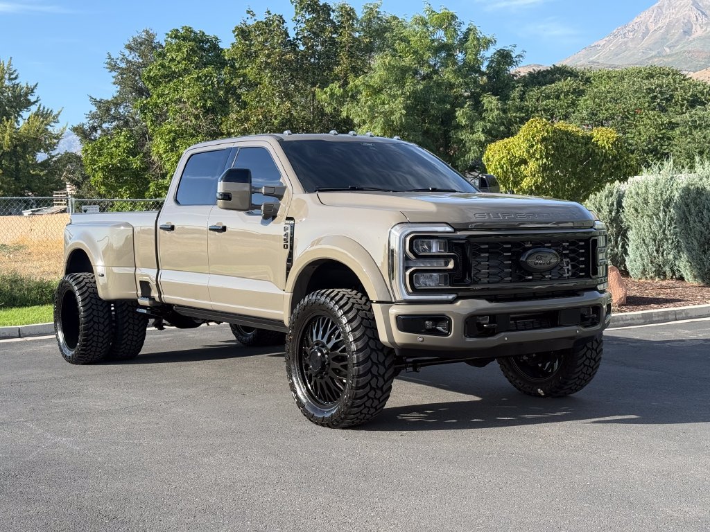Used 2026 Ford F450 King Ranch w/ Chrome Package AWD/4WD image 1