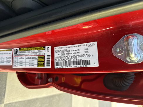 Used 2025 Toyota Tacoma 2WD Double Cab image 36