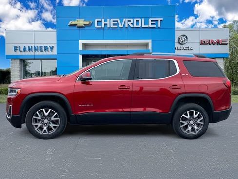 Certified 2023 GMC Acadia SLE w/ Driver Convenience Package AWD/4WD image 3